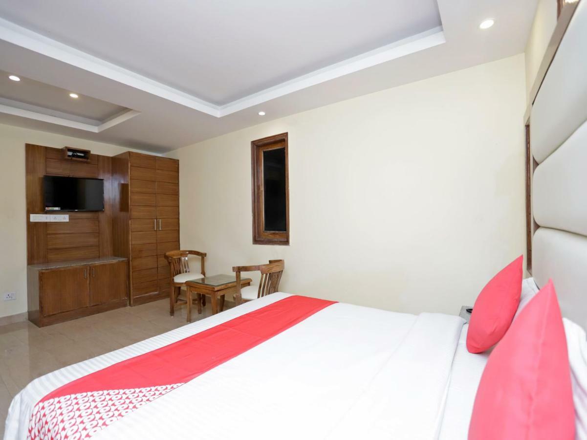 Oyo 39066 Hotel Star View Mussoorie Buitenkant foto