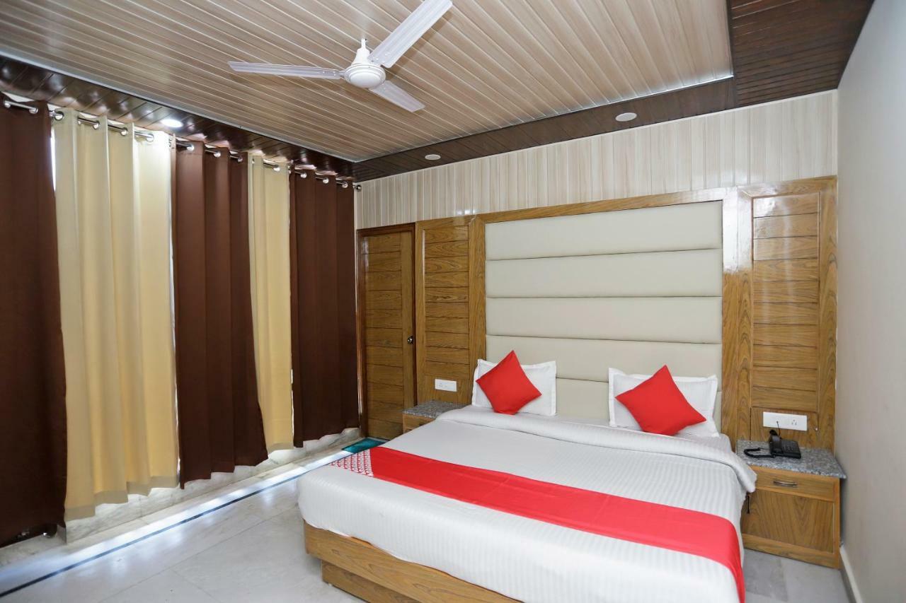 Oyo 39066 Hotel Star View Mussoorie Buitenkant foto