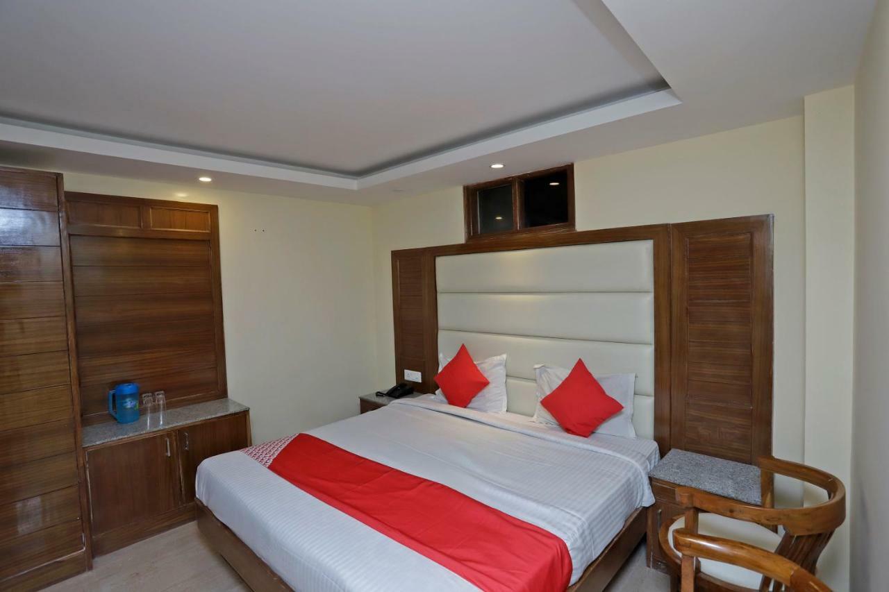 Oyo 39066 Hotel Star View Mussoorie Buitenkant foto