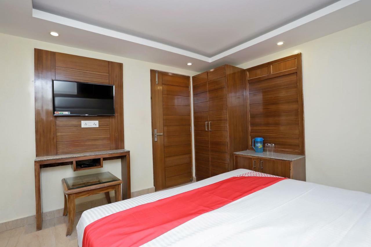 Oyo 39066 Hotel Star View Mussoorie Buitenkant foto